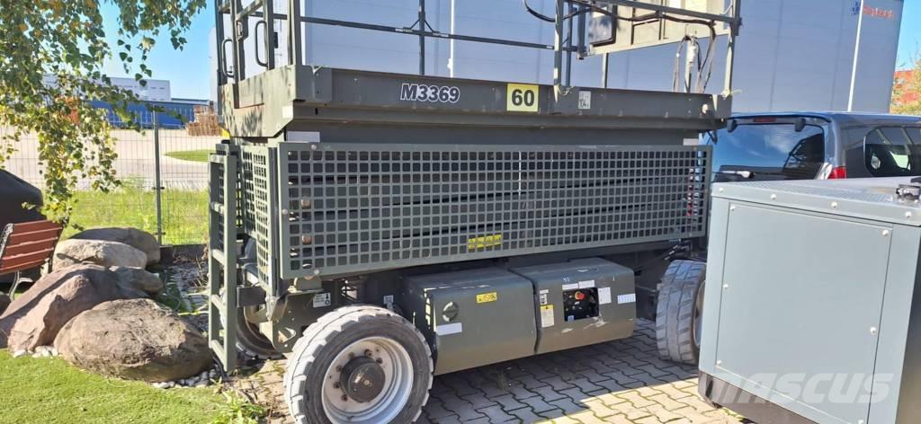 JLG M 3369 رافعات مقصية الشكل