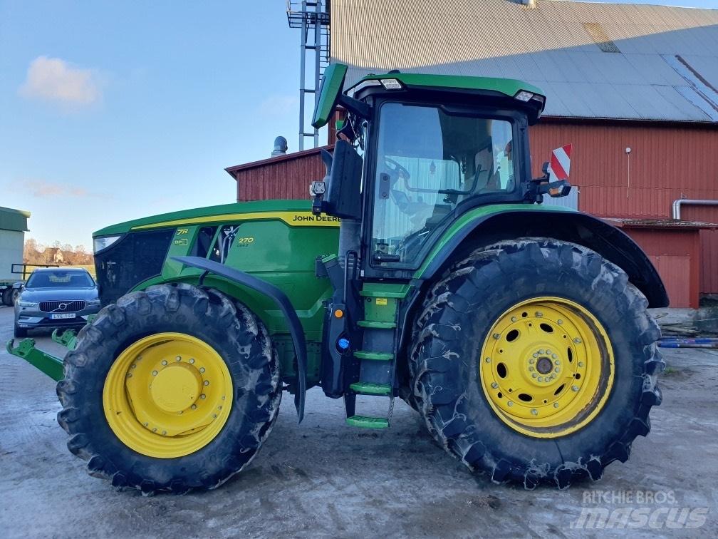 John Deere 7R 270 الجرارات