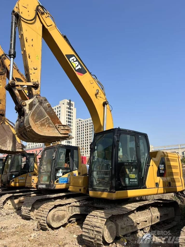 CAT 320 GC حفارات زحافة