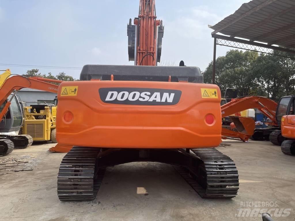 Doosan DX 300 LC حفارات زحافة