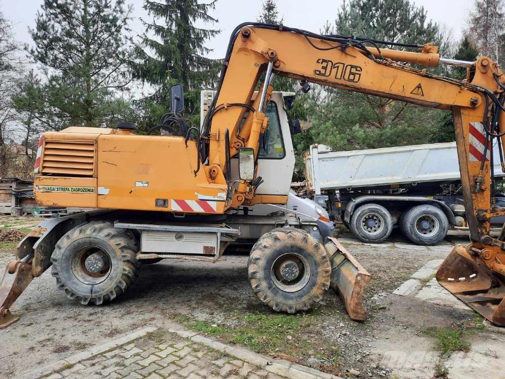 Liebherr A 316 حفارات بعجل