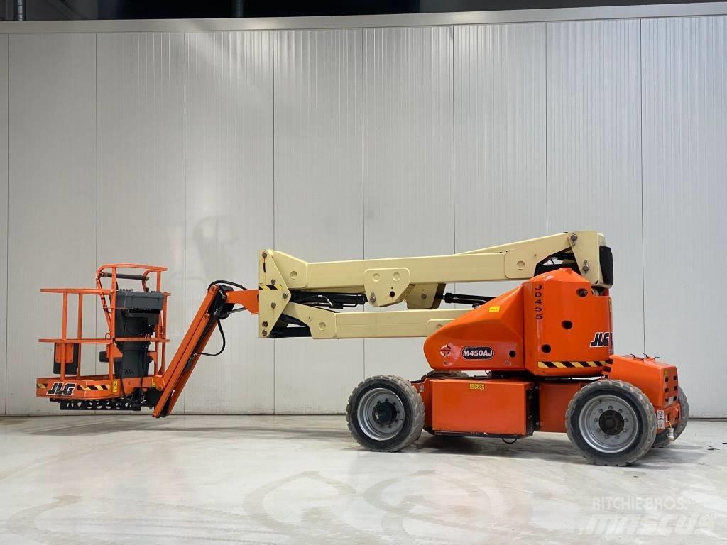 JLG M450AJ رافعات سلة مفصلية