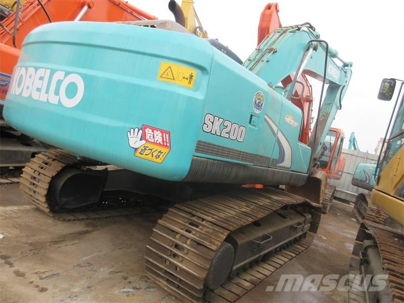 Kobelco SK200-8 حفارات زحافة