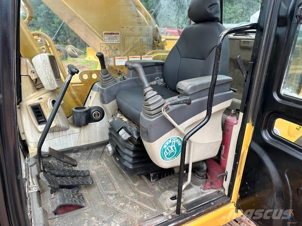 CAT 330 CL حفارات زحافة