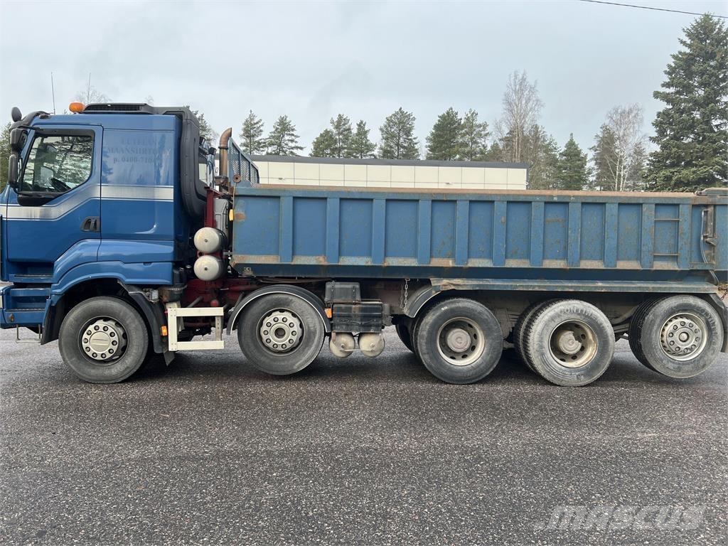 Sisu R500 10x4 شاحنات قلابة