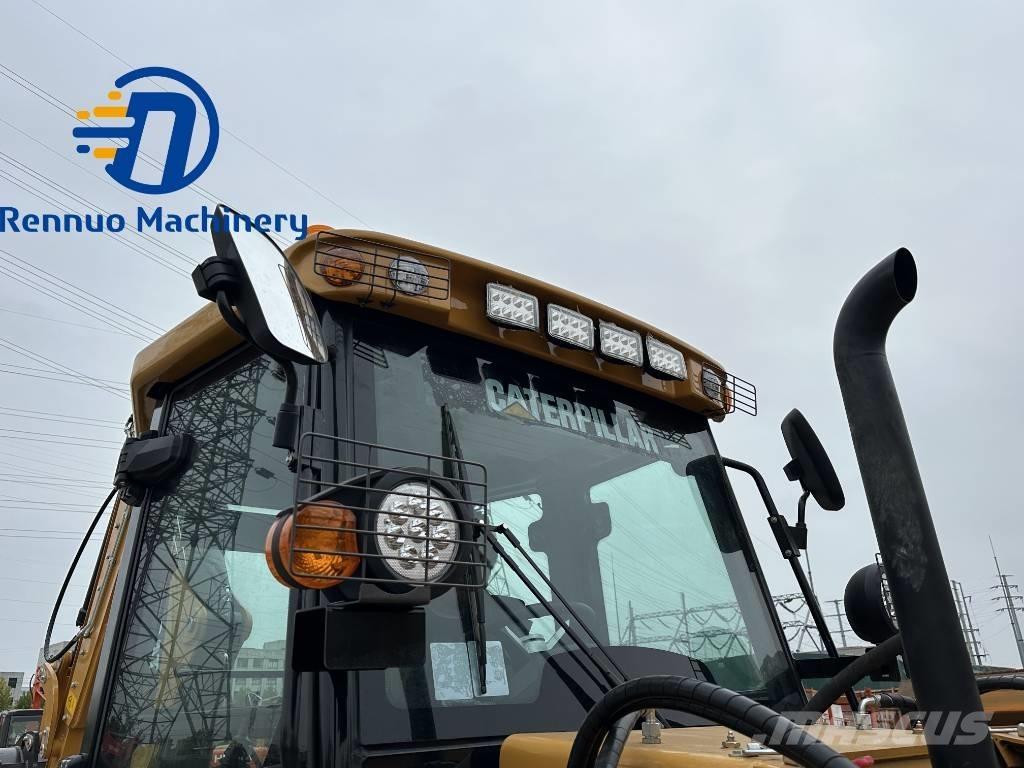 CAT 420 F لوادر ذات جرافات عكسية