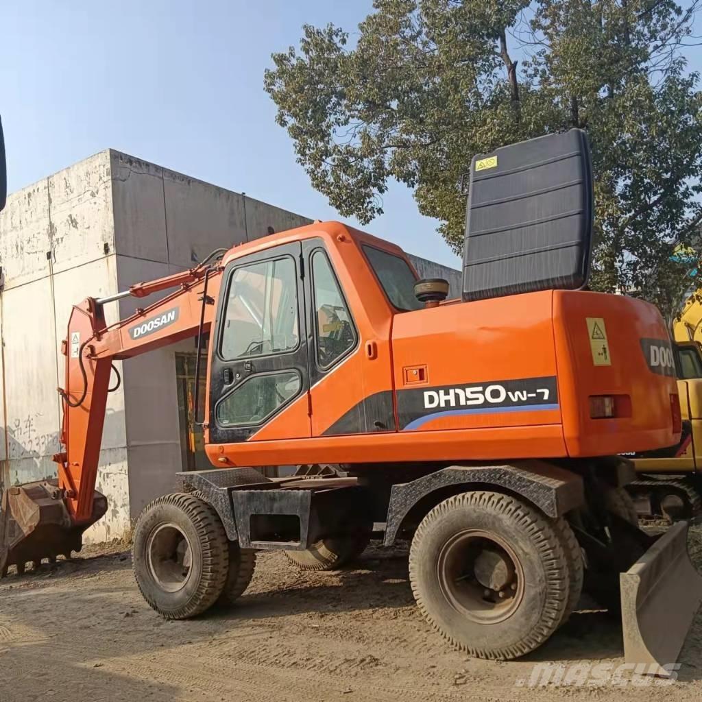 Doosan DH150W-7 حفارات بعجل