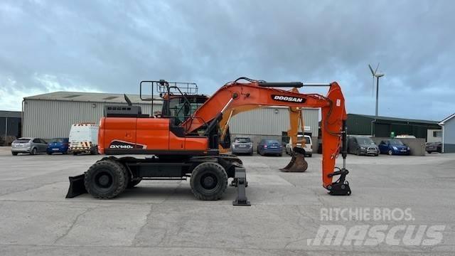 Doosan DX140W-5 حفارات بعجل