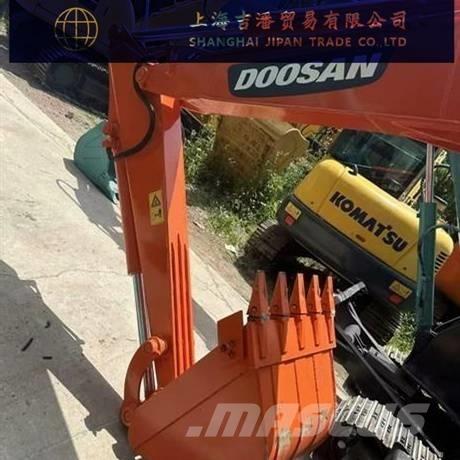 Doosan DX 60 حفارات زحافة