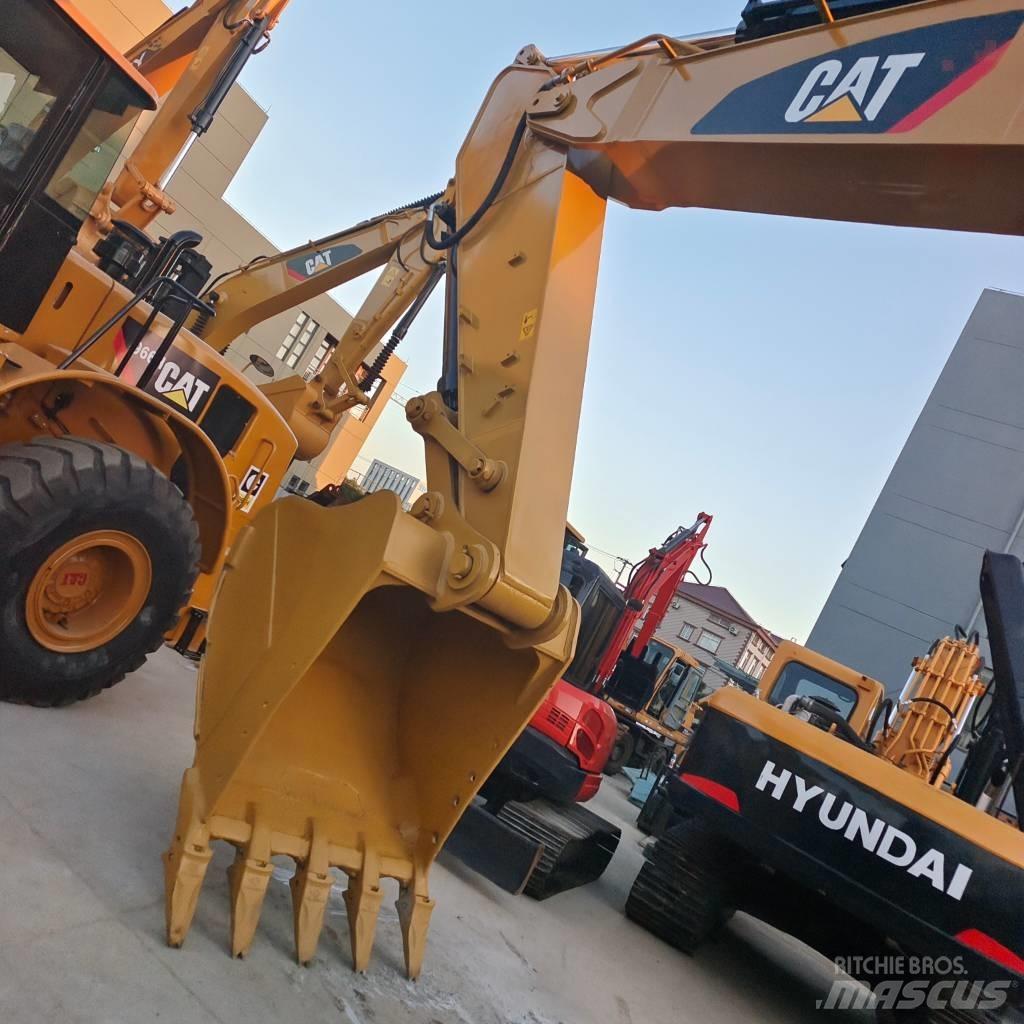 CAT 320 GC حفارات زحافة