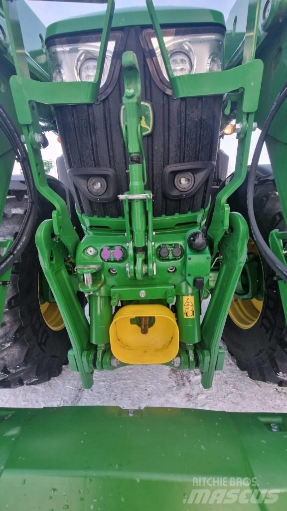 John Deere 6R 230 الجرارات