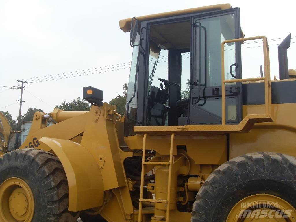 CAT 966G لوادر بعجل