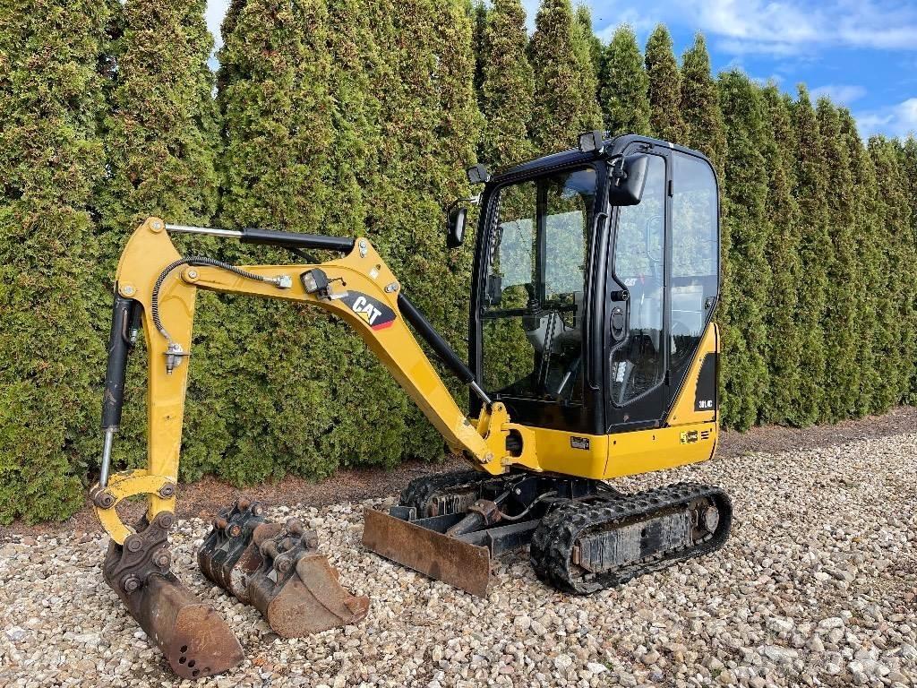 CAT 301.4 C حفارات صغيرة أقل من 7 طن (حفارات صغيرة)