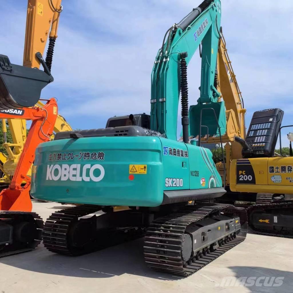 Kobelco SK 200-8 حفارات زحافة