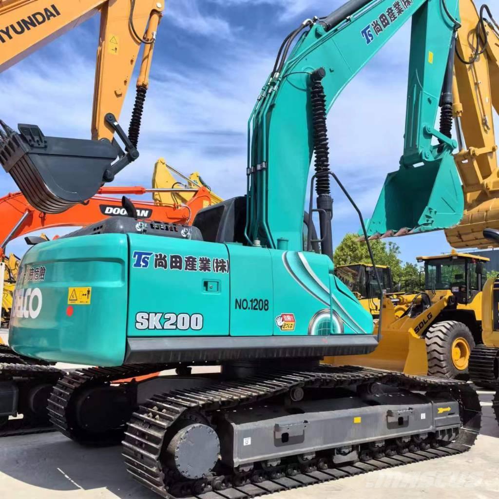 Kobelco SK 200-8 حفارات زحافة