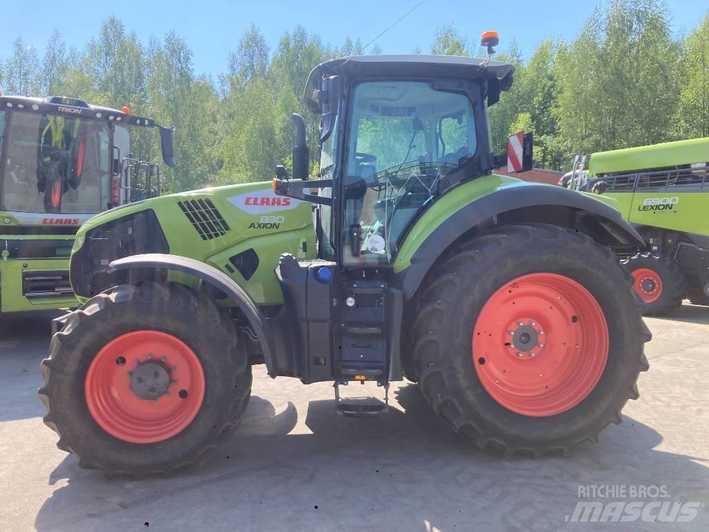 CLAAS Axion 830 CIS الجرارات