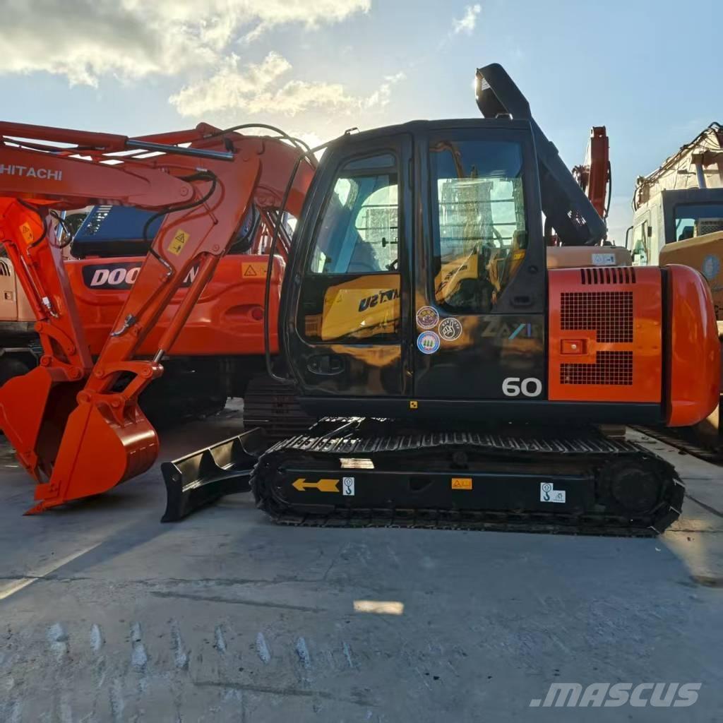 Hitachi ZX 60 حفارات صغيرة أقل من 7 طن (حفارات صغيرة)