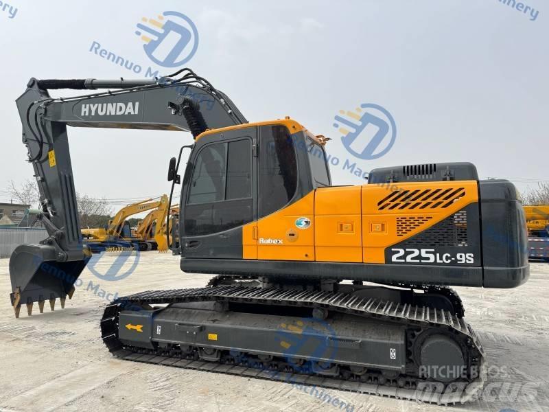 Hyundai 225LC-9S حفارات زحافة