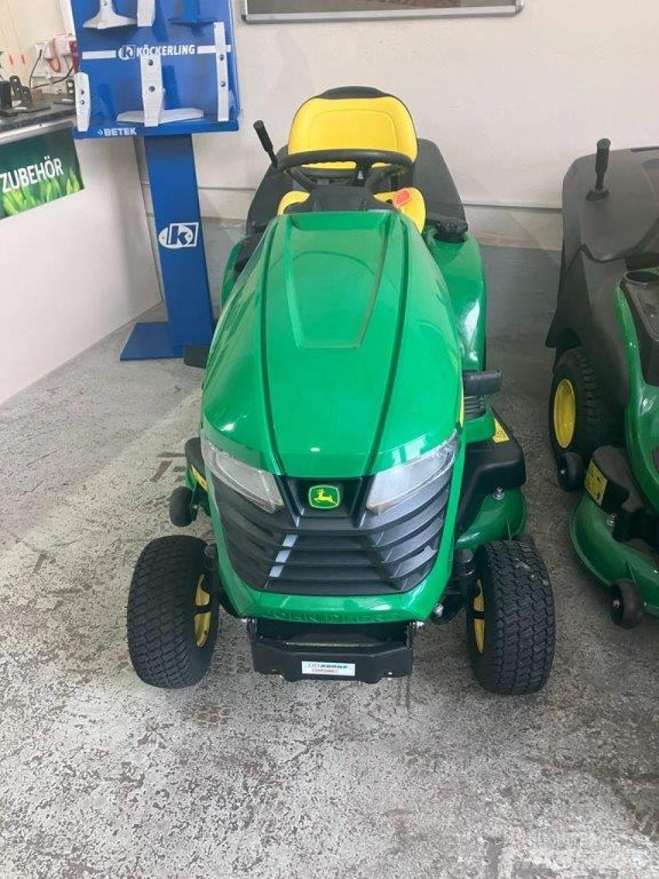 John Deere X350R ركوب الحشائش