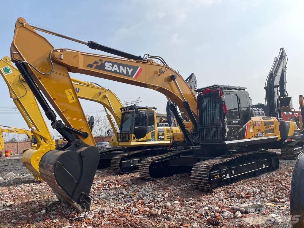 Sany SY 265 C حفارات زحافة