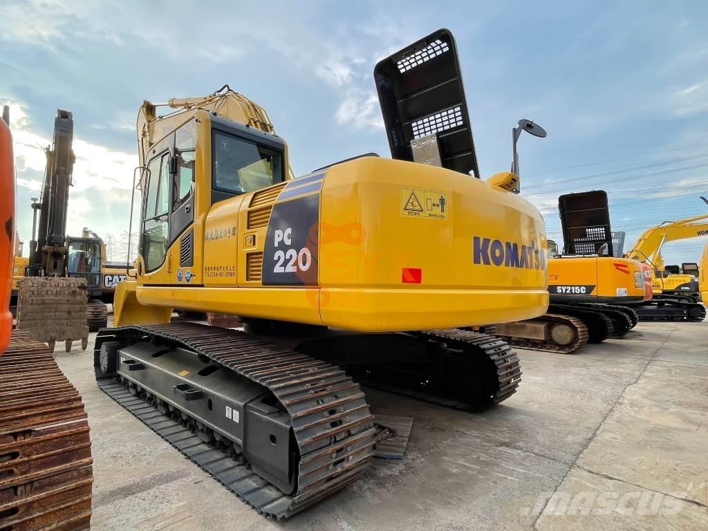Komatsu PC 220 -8N1 حفارات زحافة