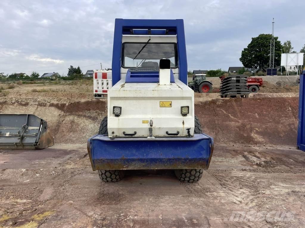 Vibromax W605 D مداحل أحادية الأسطوانة