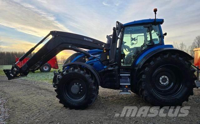 Valtra T175e Versu الجرارات