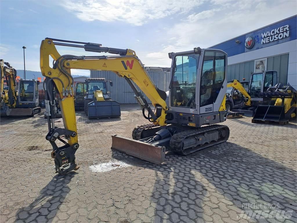 Wacker Neuson ET42 حفارات زحافة