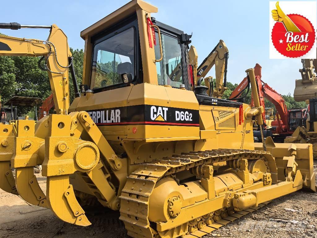 CAT D 6 G LGP II بلدوزرات مجنزرة