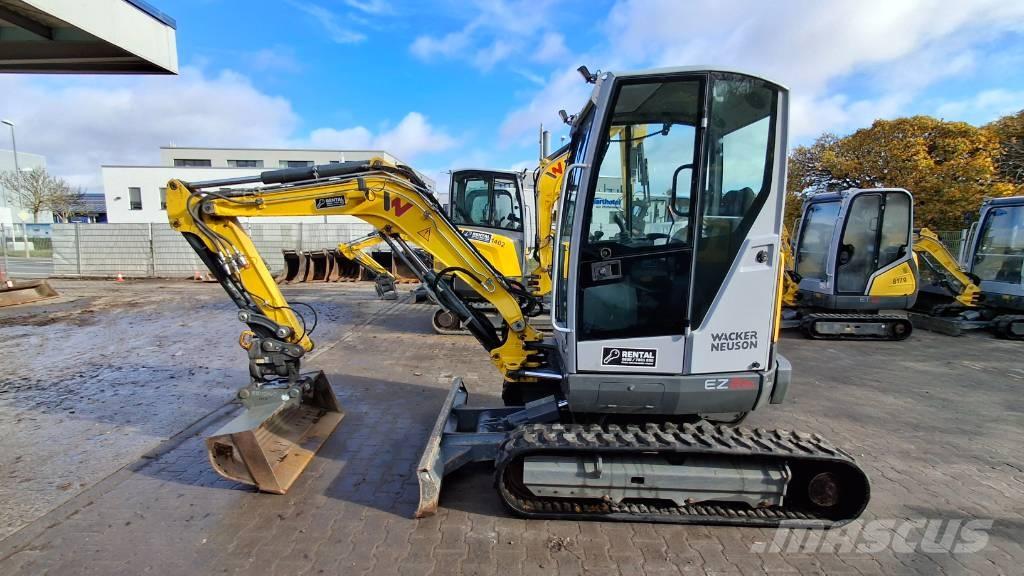 Wacker Neuson EZ26 حفارات زحافة