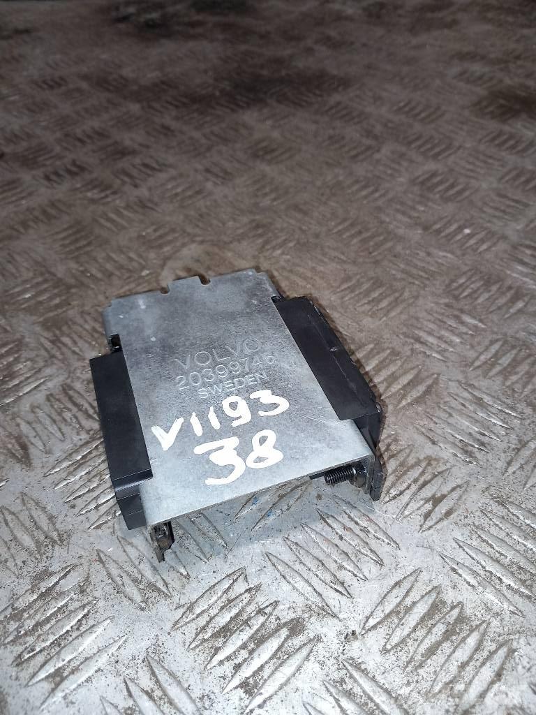 Volvo FH 12 20890176 إلكترونيات