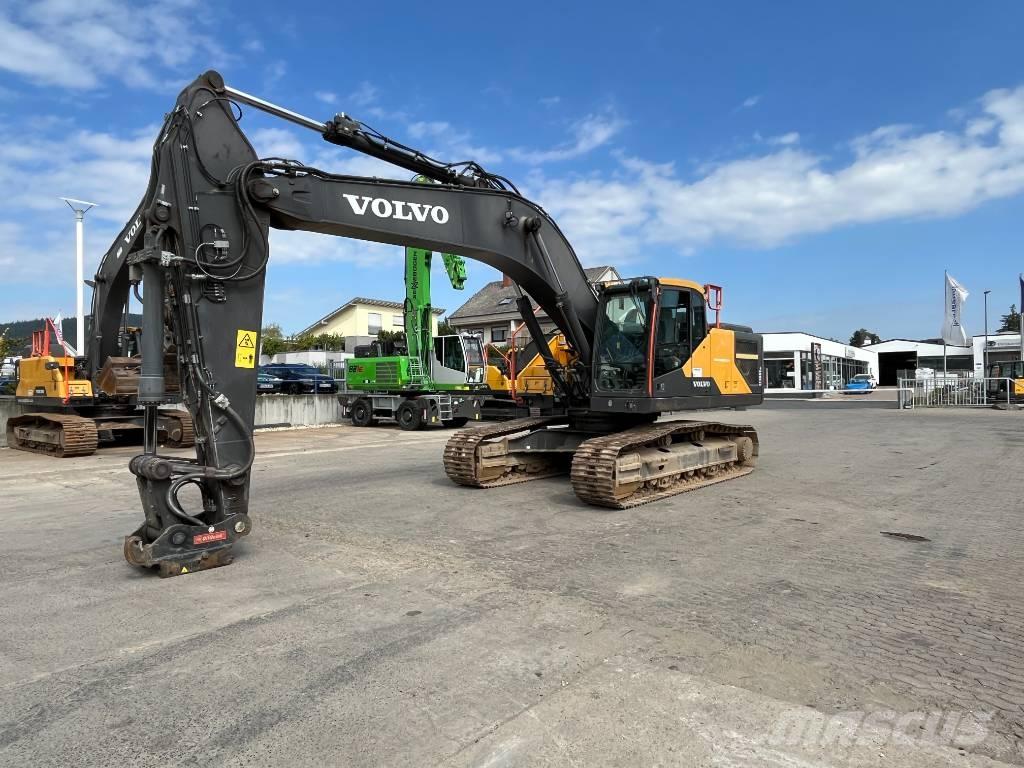 Volvo EC300ENL حفارات زحافة