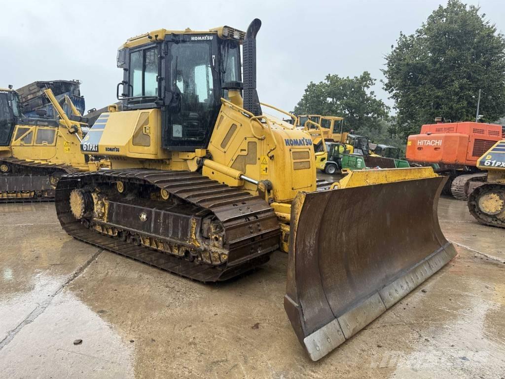Komatsu D 61 PXI-23 بلدوزرات مجنزرة