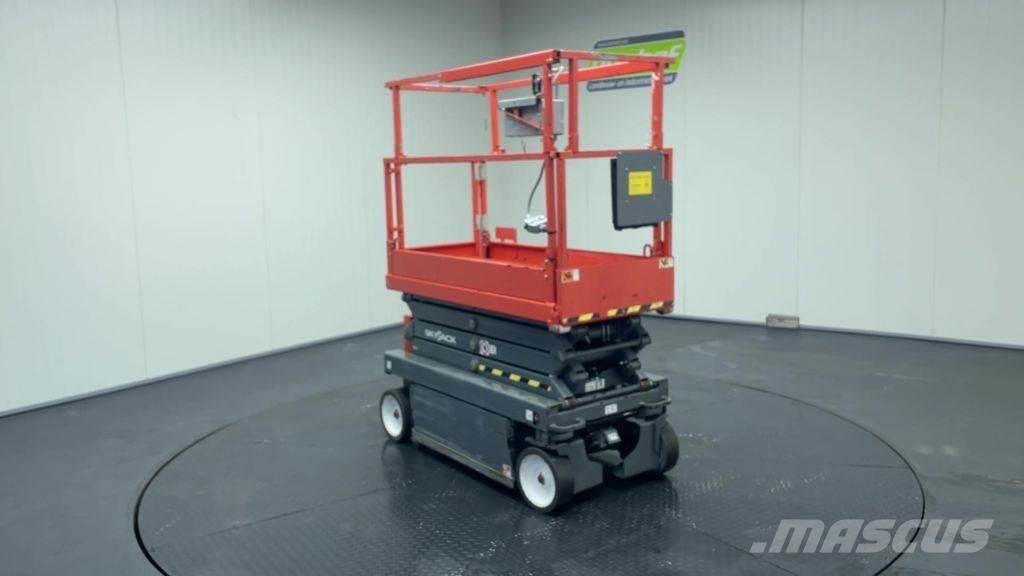 SkyJack SJ3219 رافعات مقصية الشكل