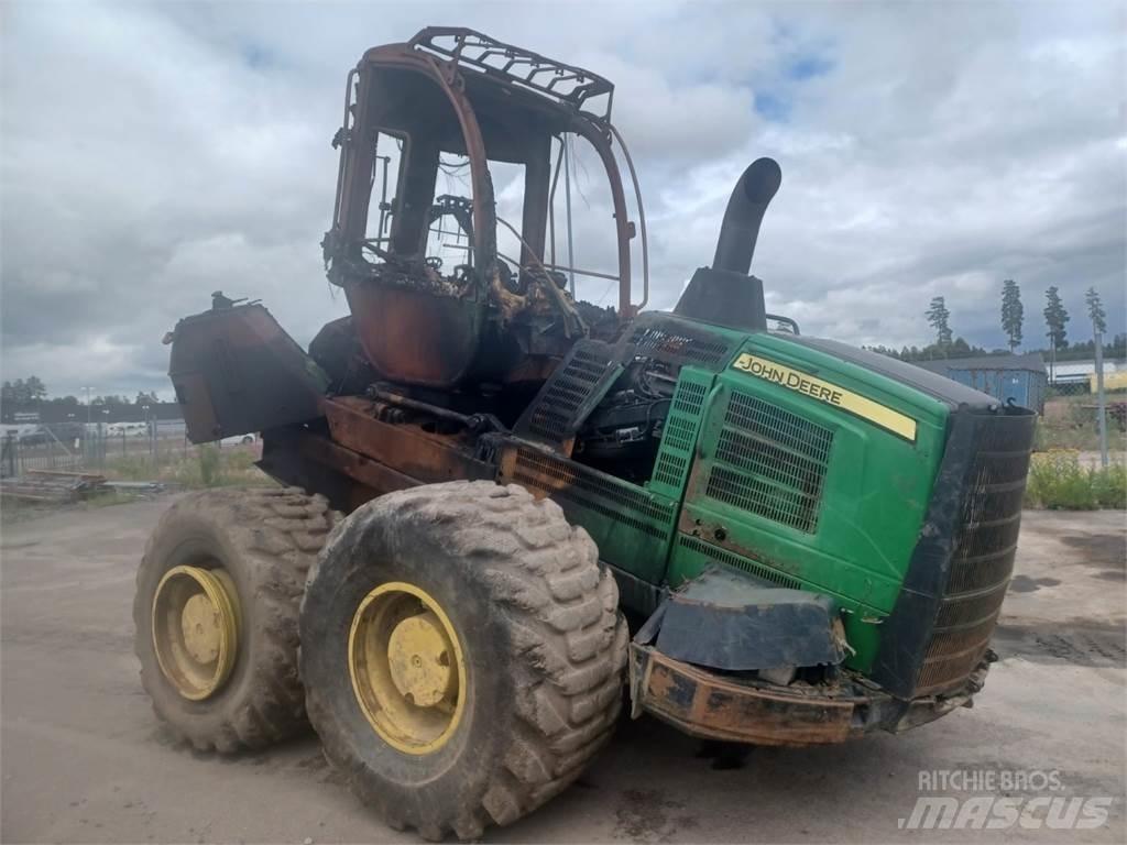 John Deere 1910G شاحنات