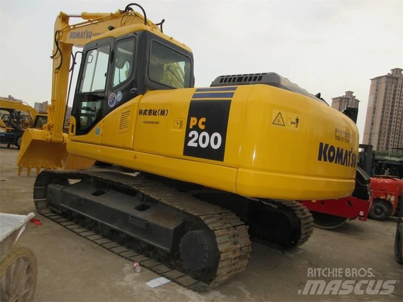 Komatsu PC 200-7 حفارات زحافة
