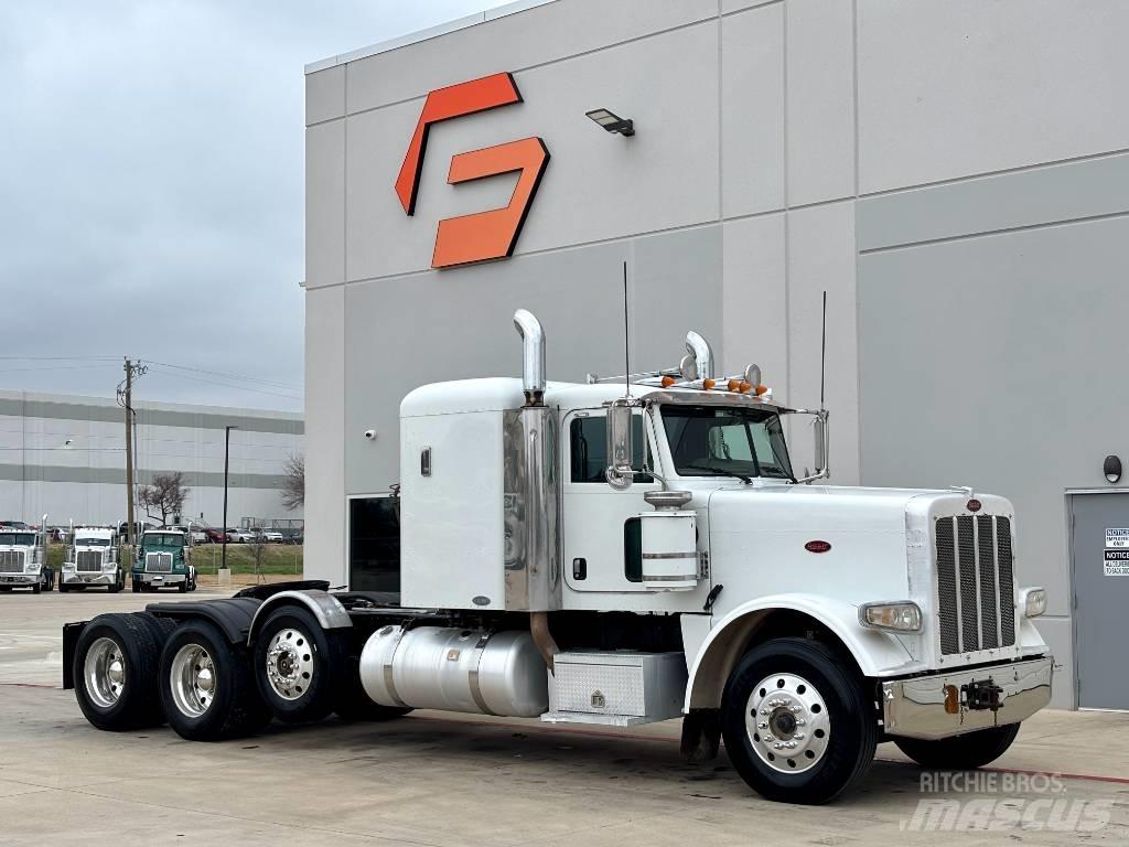 Peterbilt 388 وحدات الجر