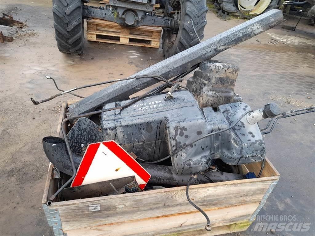 Case IH 4230 الجرارات