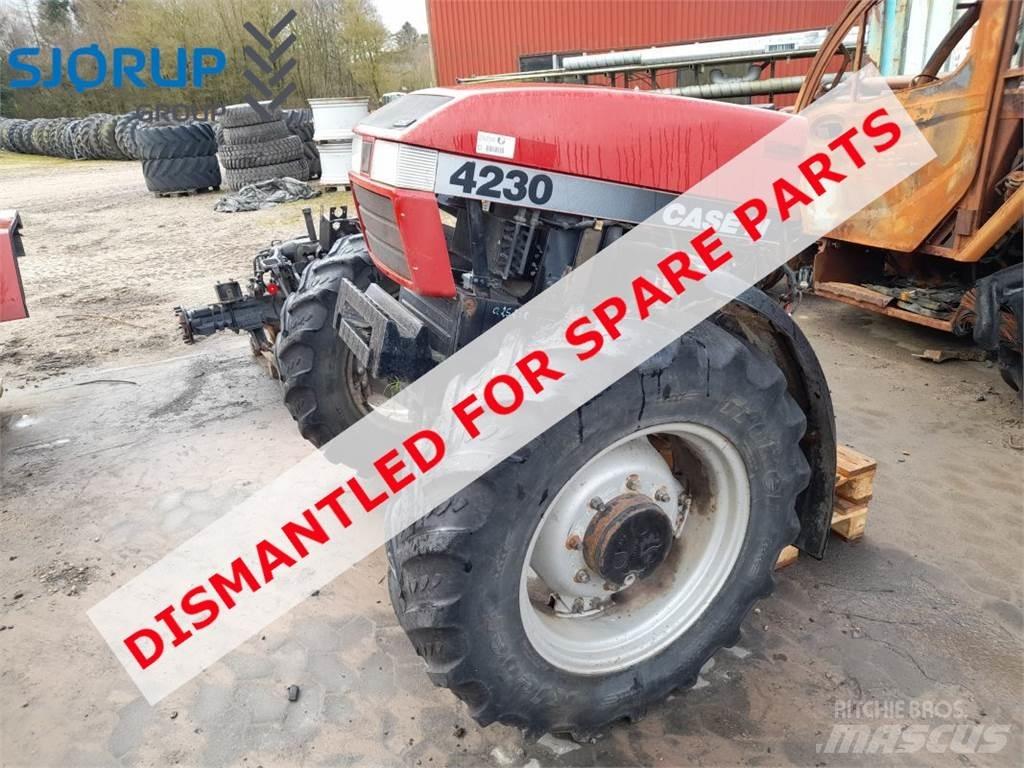 Case IH 4230 الجرارات