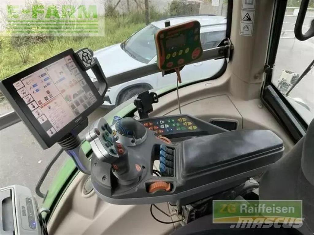 Fendt 828 vario الجرارات