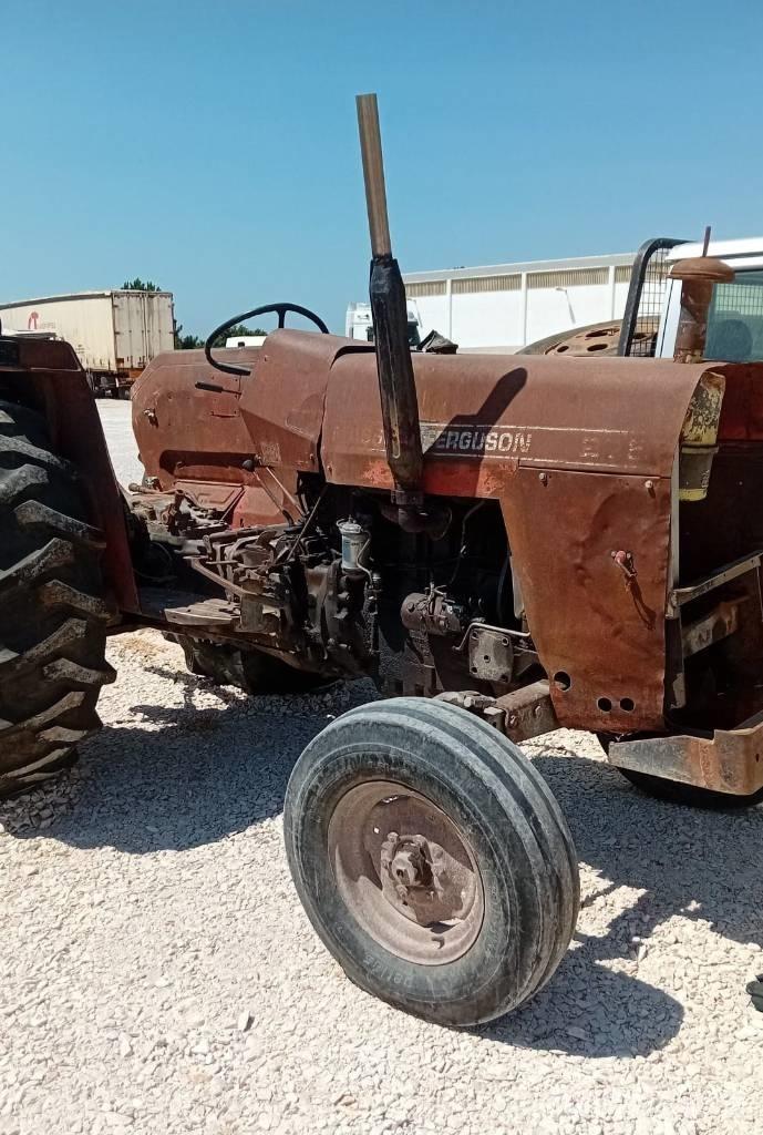 Massey Ferguson 275 الجرارات