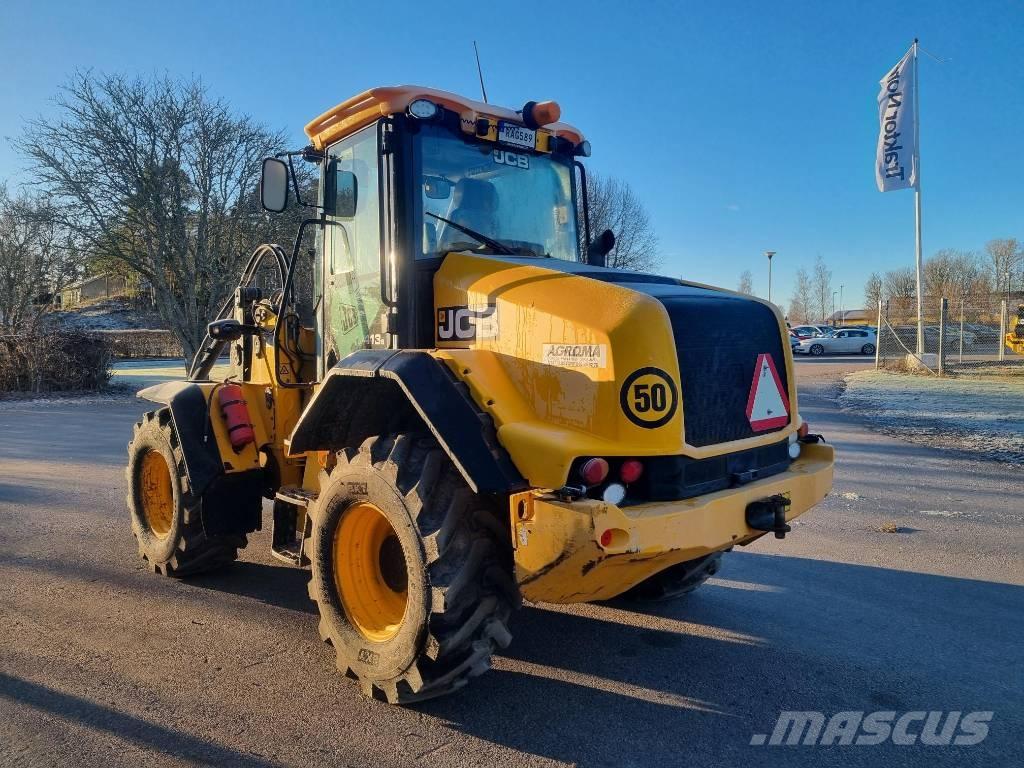 JCB 413S لوادر بعجل