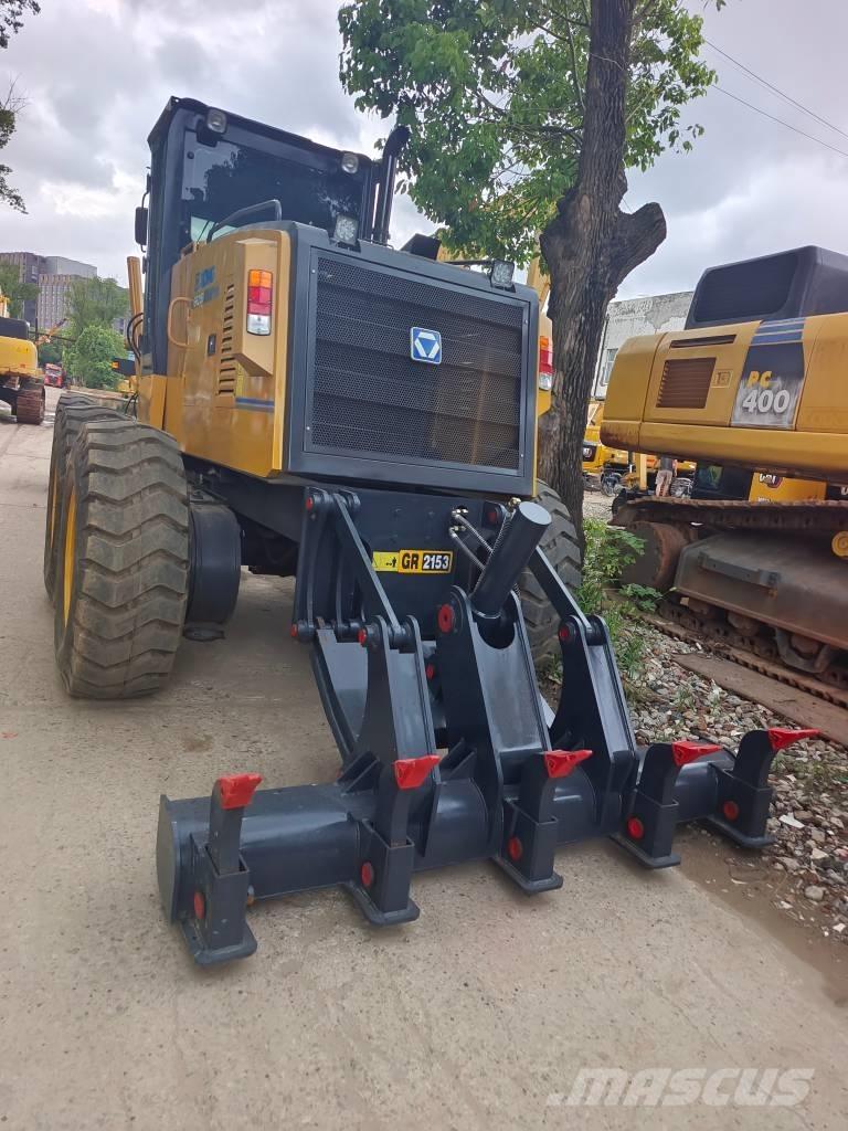 XCMG GR 2153 معدات تمهيد الطرق