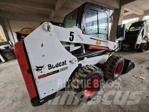 Bobcat S550 لوادر بعجل