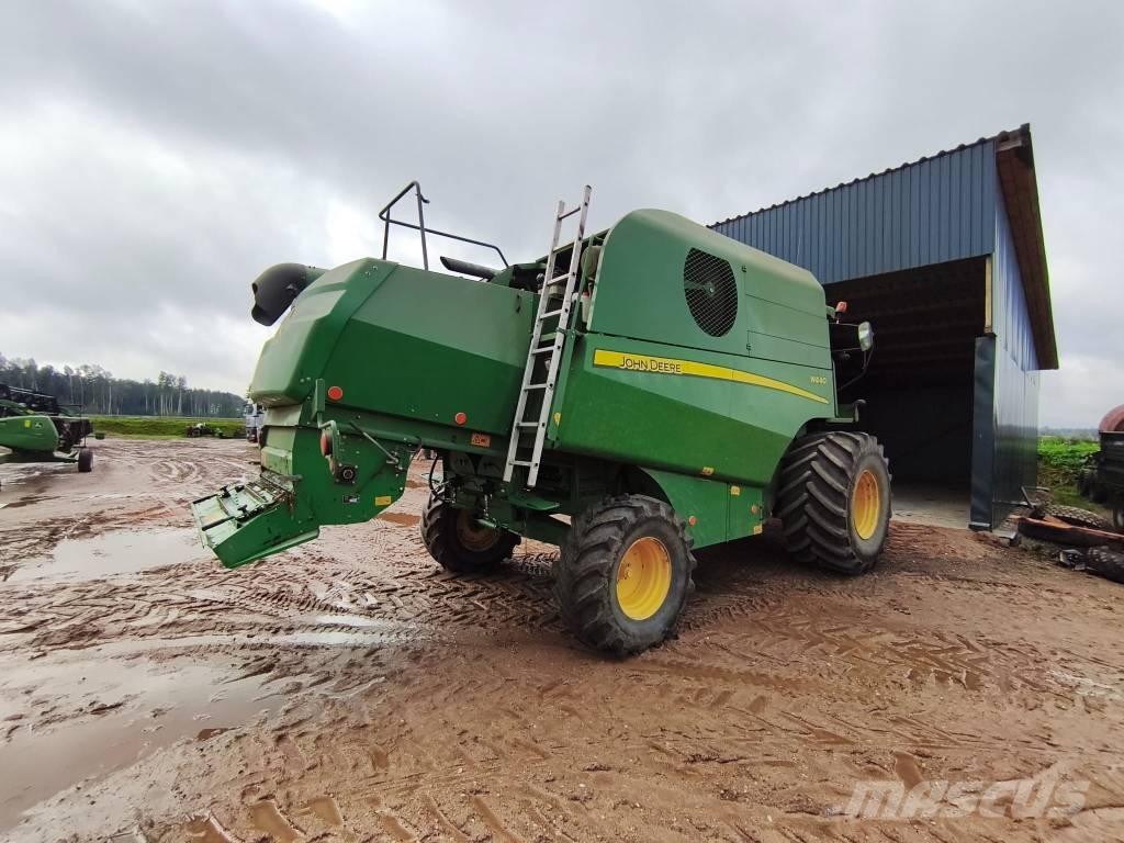 John Deere W 440 حصادات
