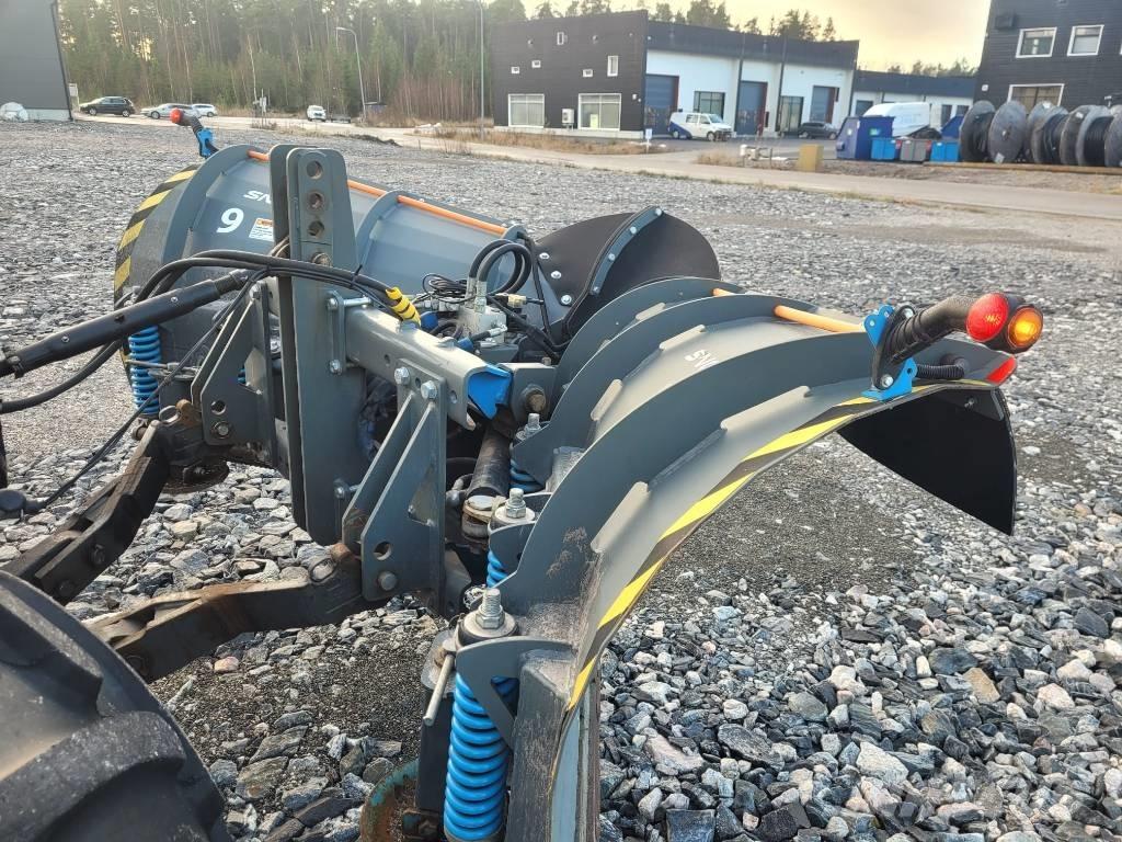 Valtra N 123 الجرارات