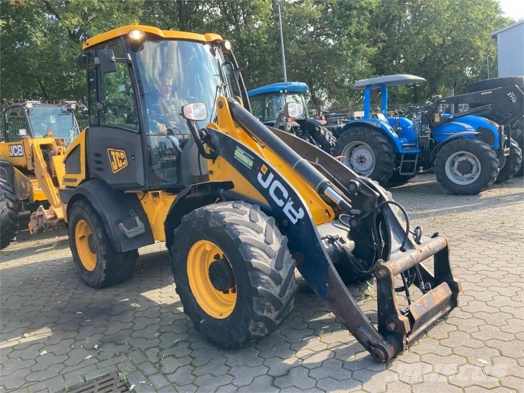 JCB 409 لوادر بعجل