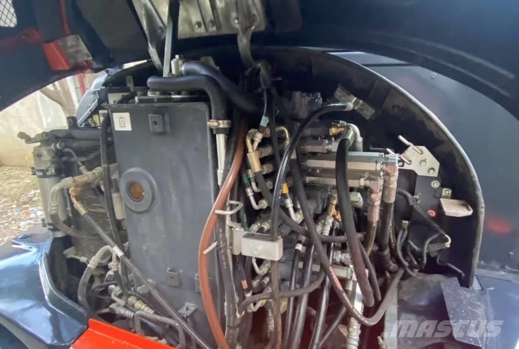 Kubota 165 حفارات زحافة