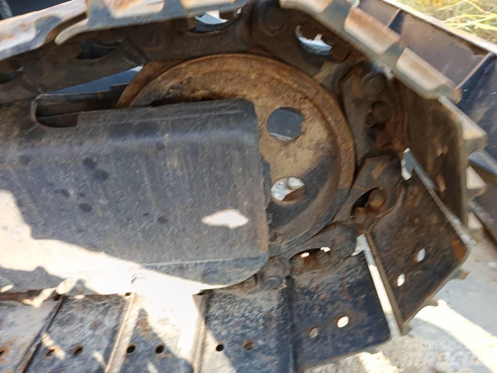 Komatsu PC 40 MR حفارات صغيرة أقل من 7 طن (حفارات صغيرة)