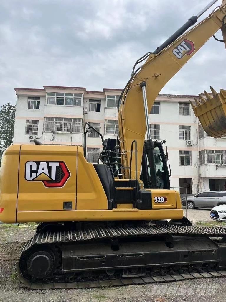 CAT 320GC حفارات زحافة